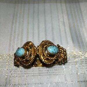 Florenza Gold Tone Bracelet with Faux Turquoise Cabochon Bracelet